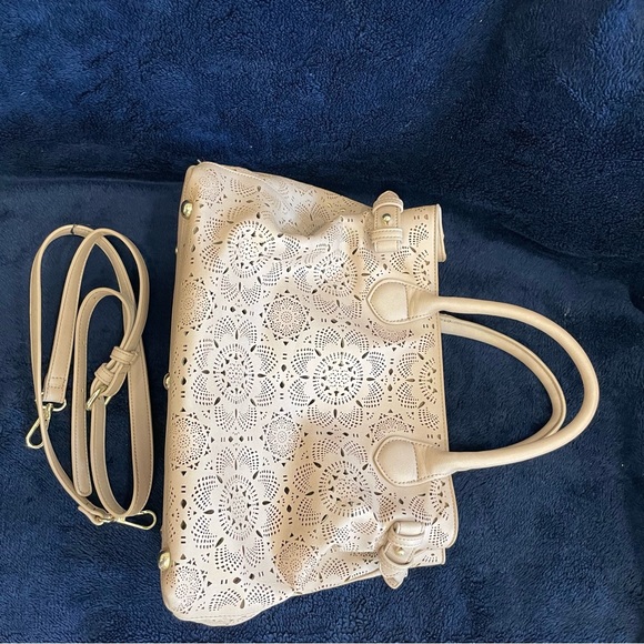 Urban expressions vegan leather handbag - Picture 2 of 3